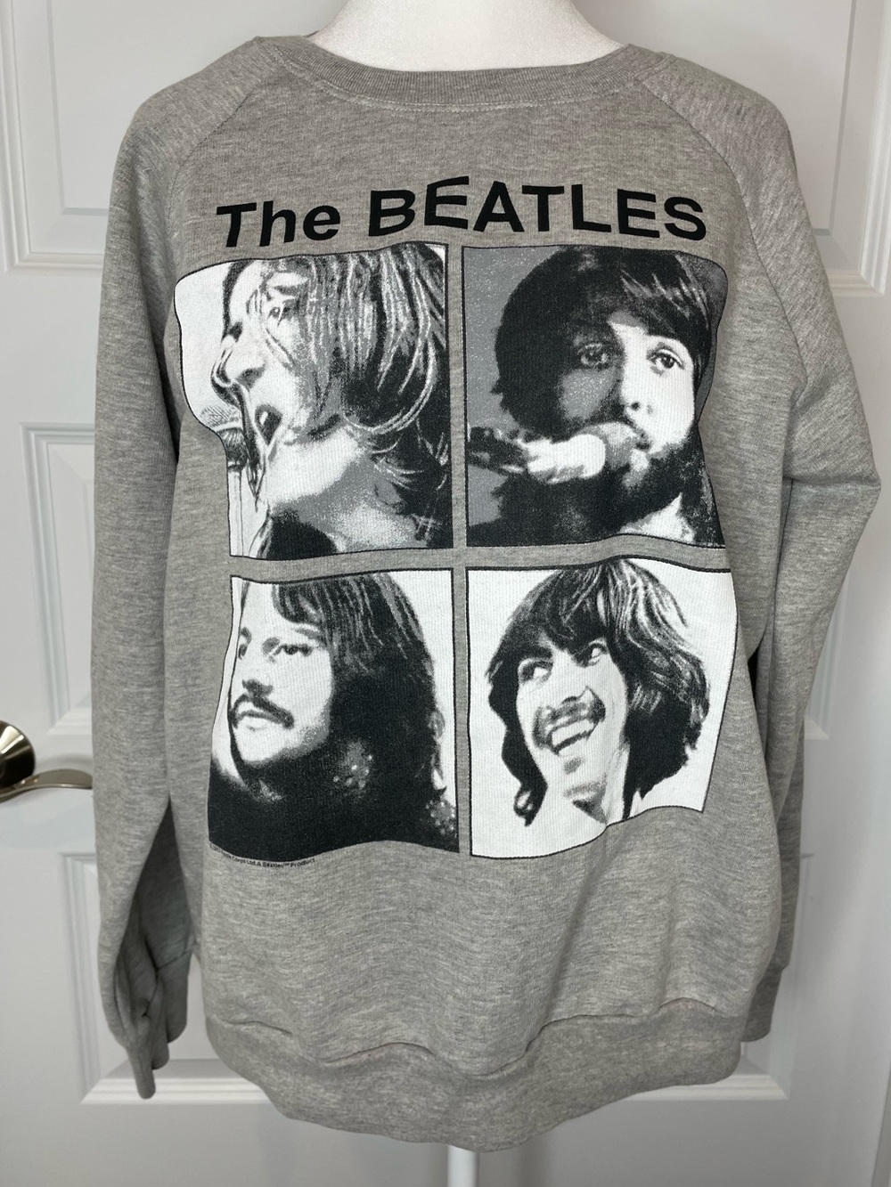 Men's Grey The Beatles Graphic Sweatshirt